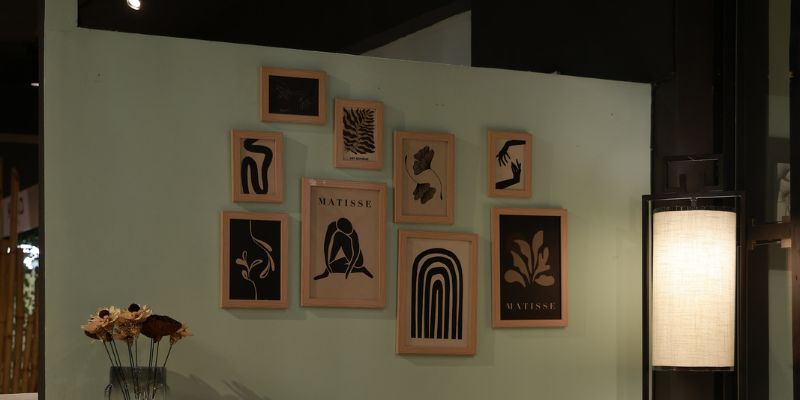 Boho Gallery Wall Ideas: Frames, Layouts & Styling Tips