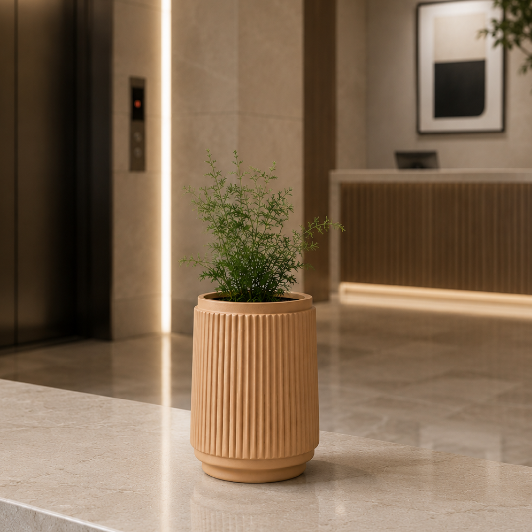Aureli Ribbed Planter